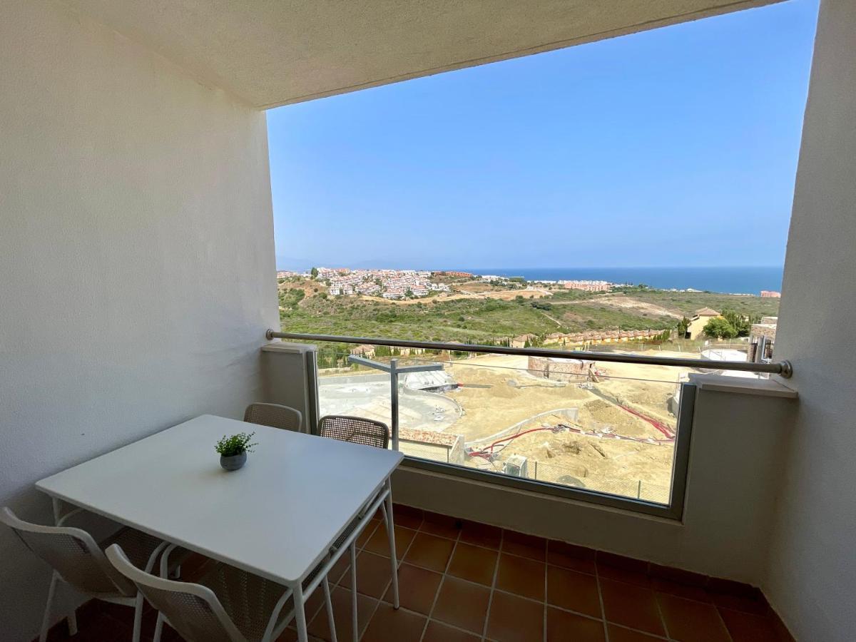 Top Sea View Apartment - 7 Minutes To Sotogrande Castillo de Sabinillas Exteriér fotografie